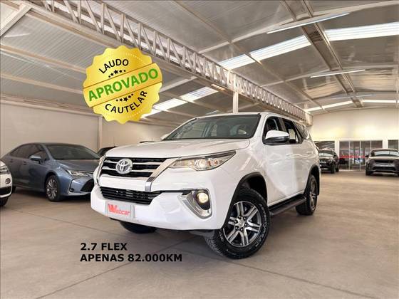 TOYOTA HILUX SW4 2.7 SR 4X2 16V FLEX 4P AUTOMÁTICO TOYOTA HILUX SW4 2.7 SR 4X2 16V FLEX 4P AUTOMÁTICO